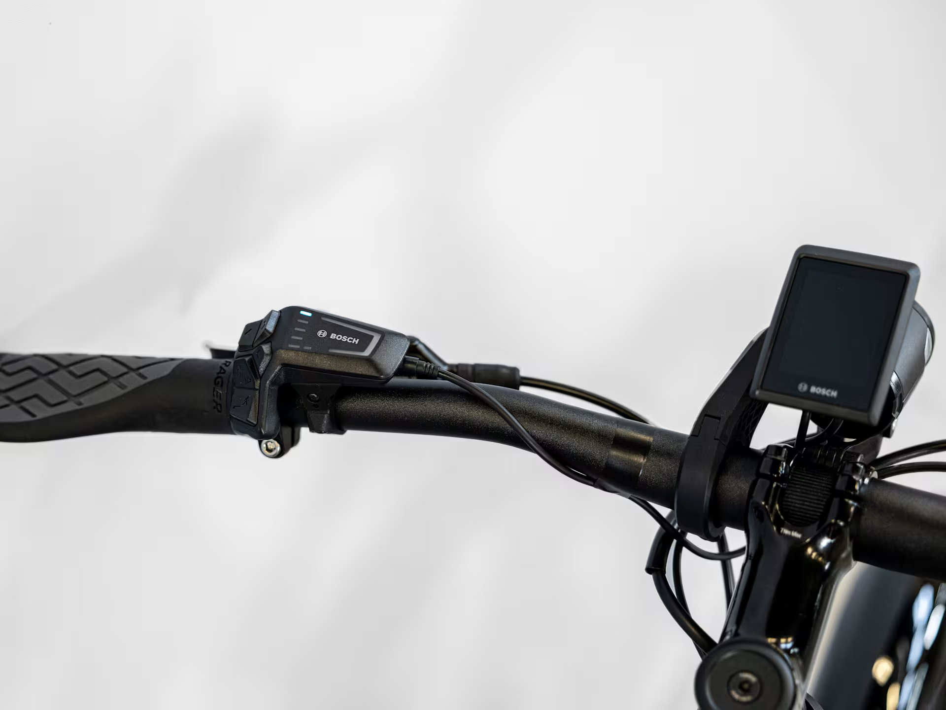 Trek Allant+ 6 Stagger | E-Trekking-Rad